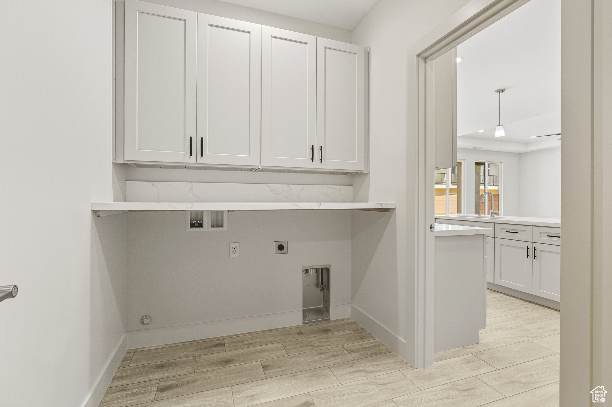 HURRICANE VIEWS - Residential