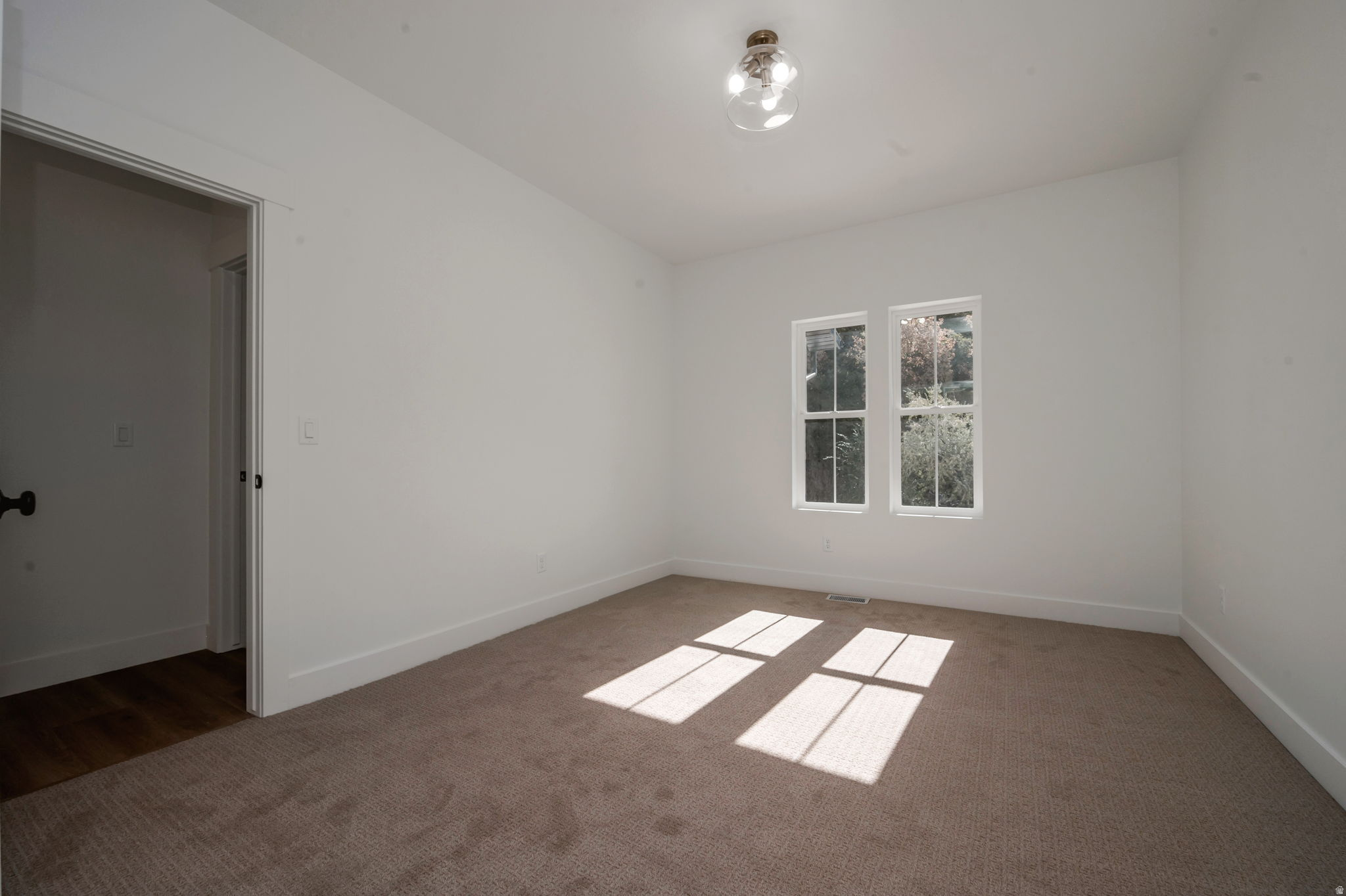 OAK FOREST - Residential