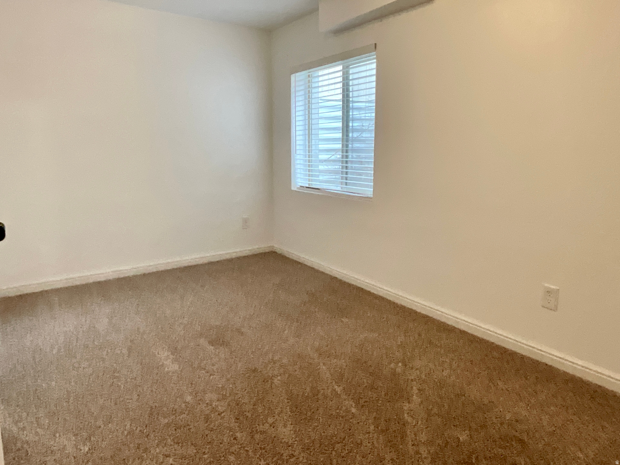 SILVER LAKE - Residential