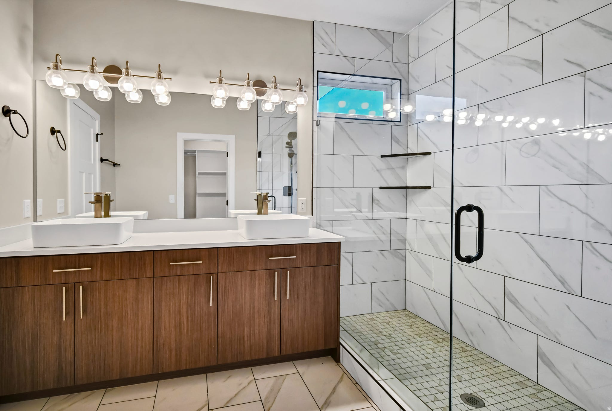 THE ESTATES AT EPHRAIM CROSSINGS - Residential