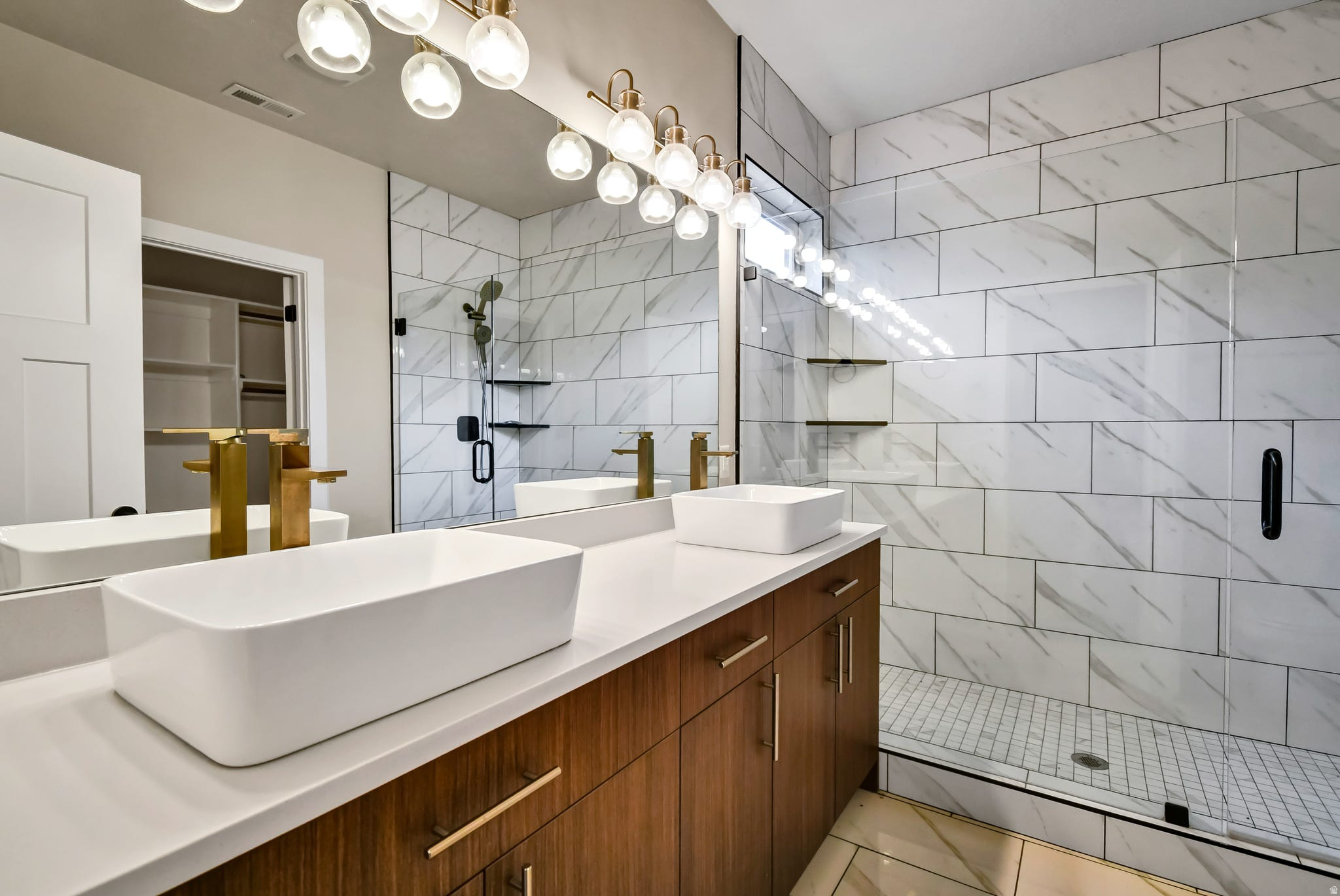 THE ESTATES AT EPHRAIM CROSSINGS - Residential