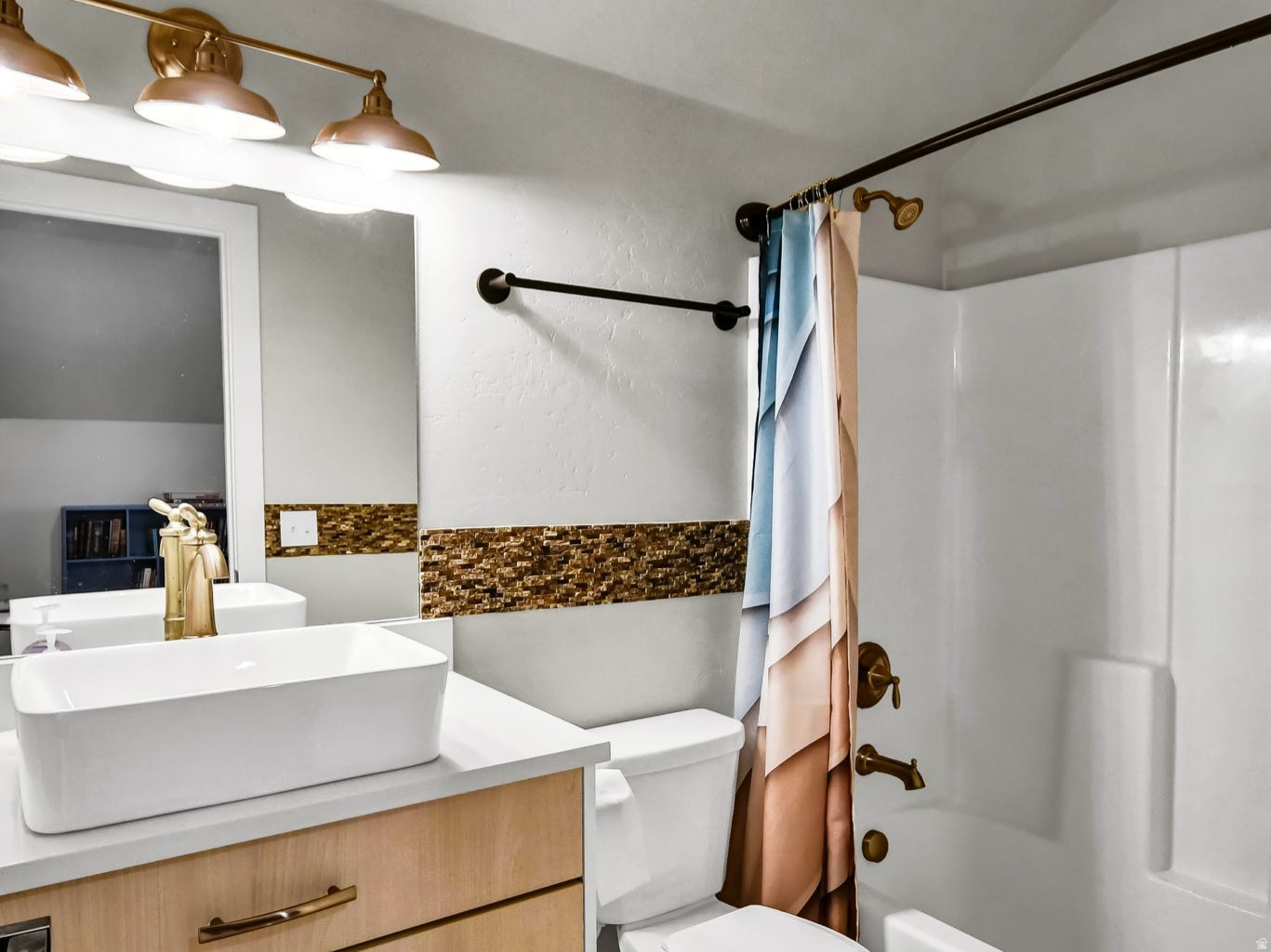 THE ESTATES AT EPHRAIM CROSSINGS - Residential