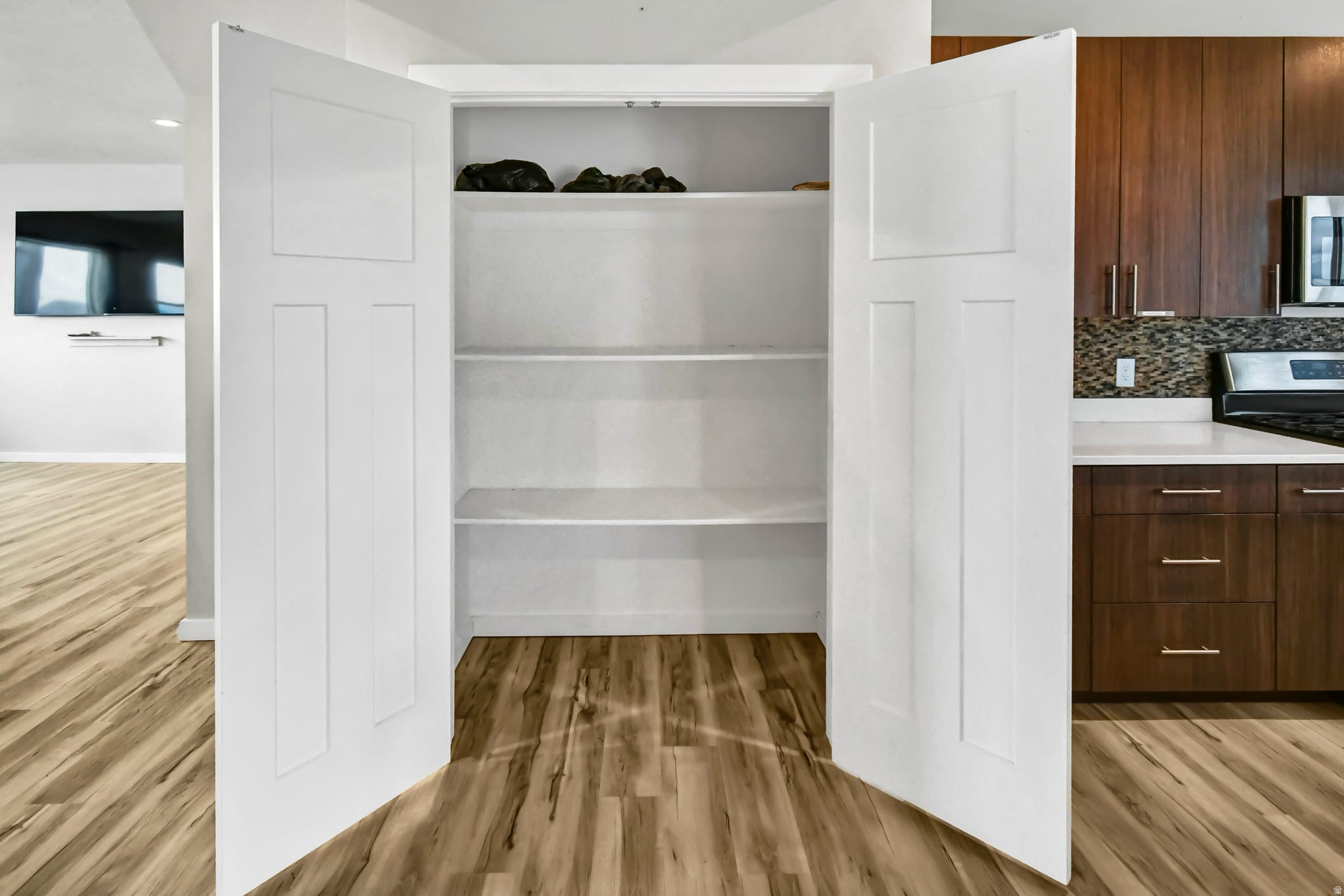 THE ESTATES AT EPHRAIM CROSSINGS - Residential