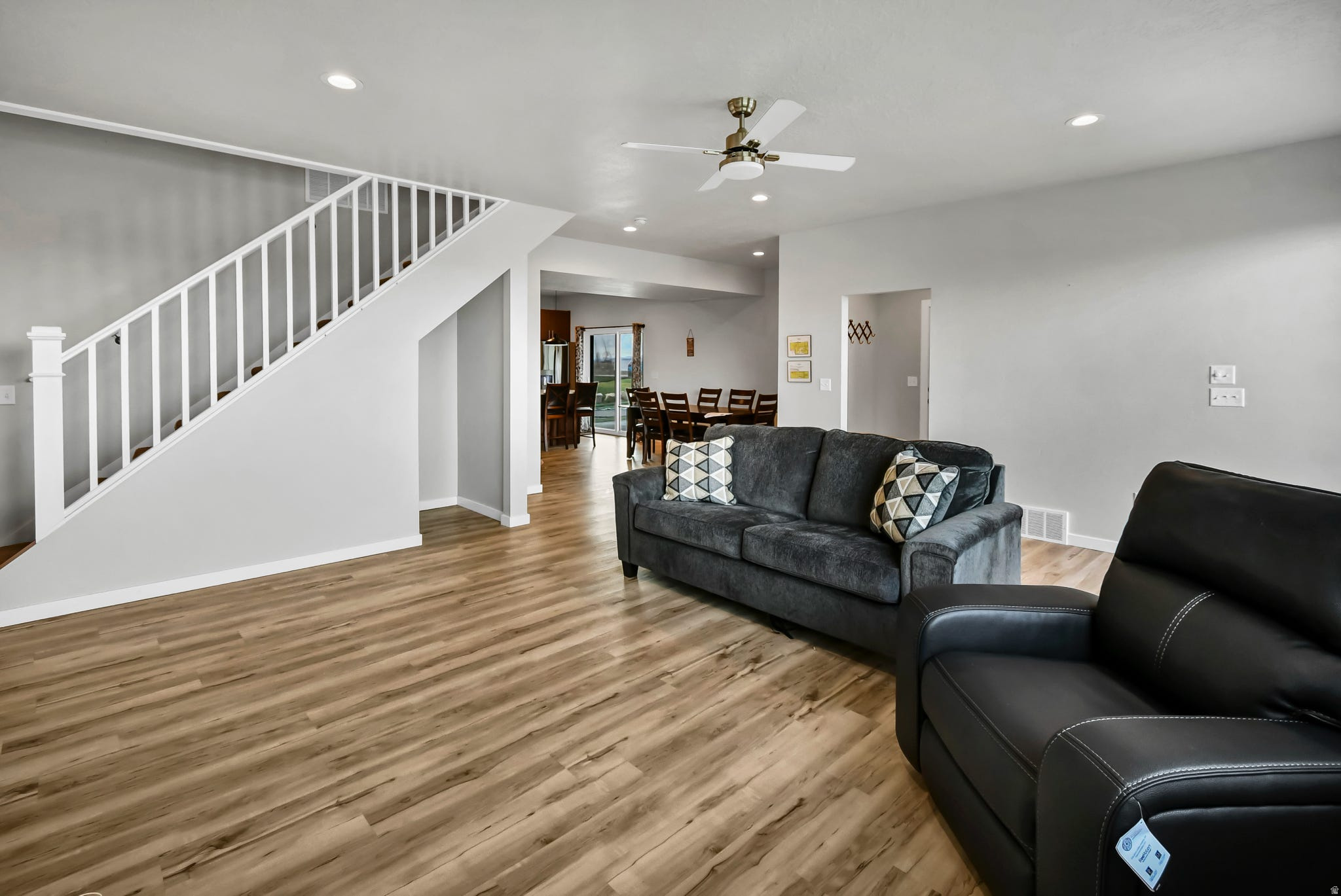 THE ESTATES AT EPHRAIM CROSSINGS - Residential