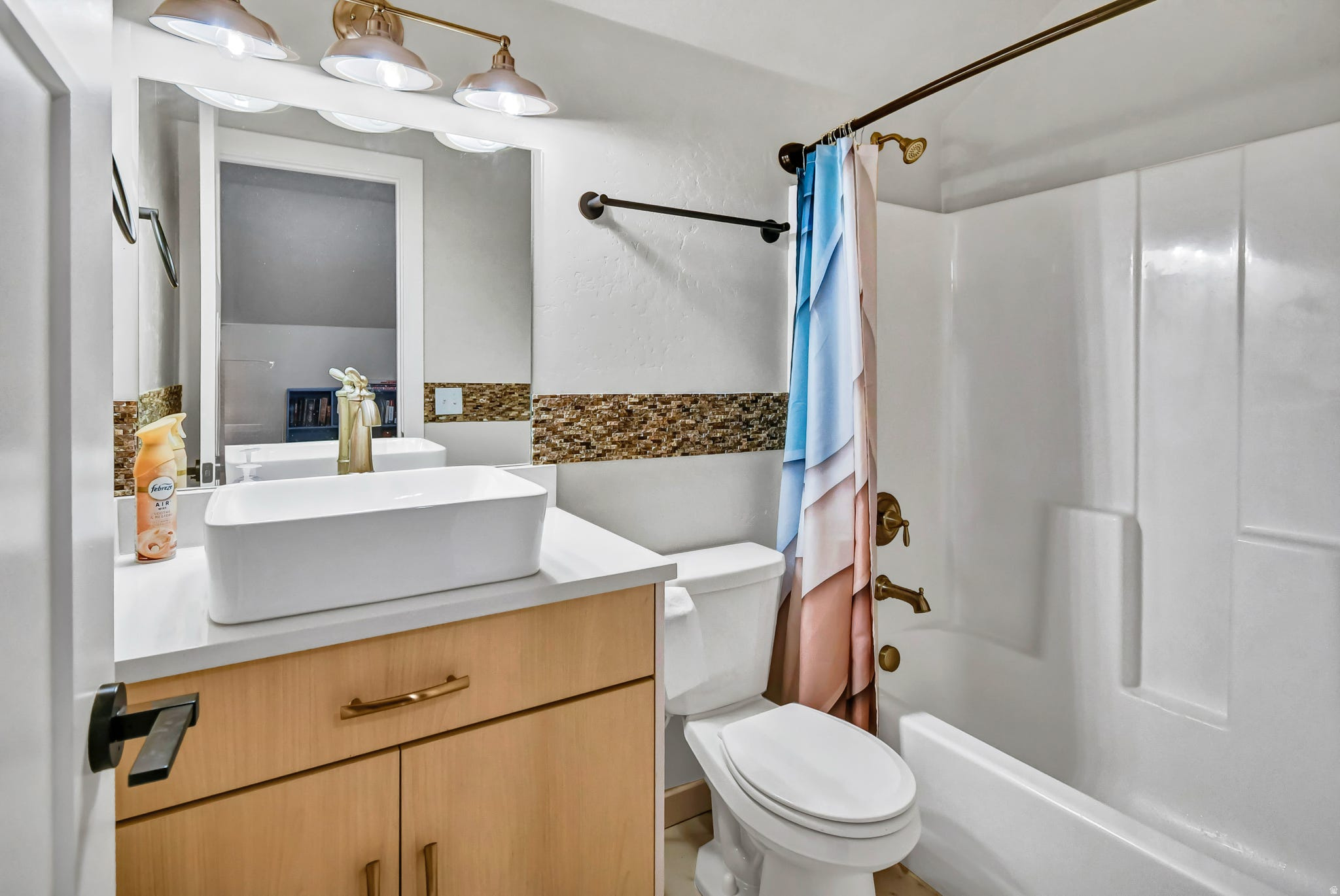 THE ESTATES AT EPHRAIM CROSSINGS - Residential