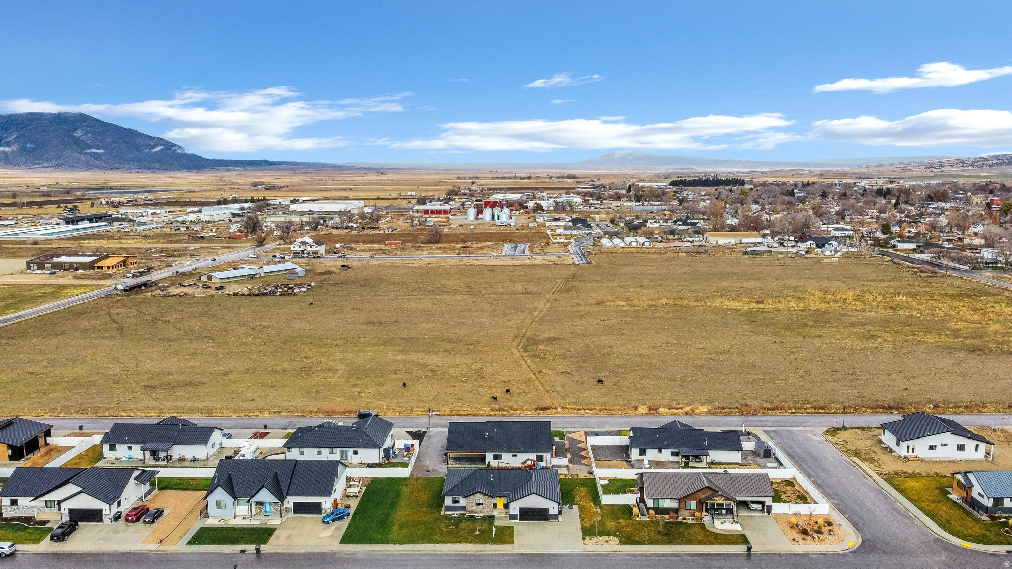 THE ESTATES AT EPHRAIM CROSSINGS - Residential