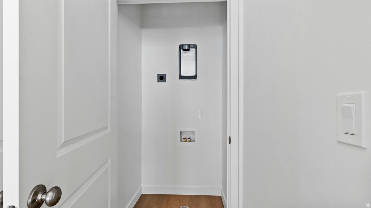 TRAILSIDE - Residential