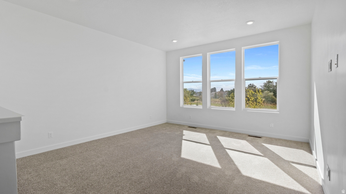 TRAILSIDE - Residential