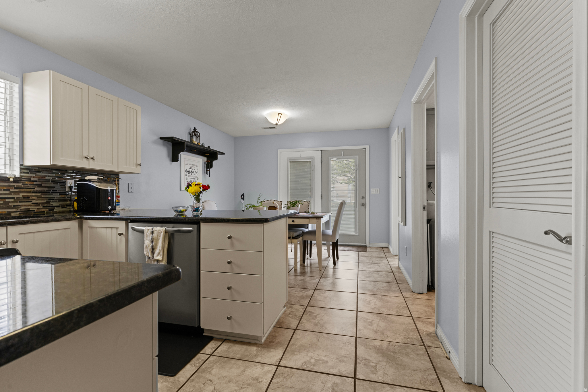 BLACKHAWK TOWNHOUSES - Residential