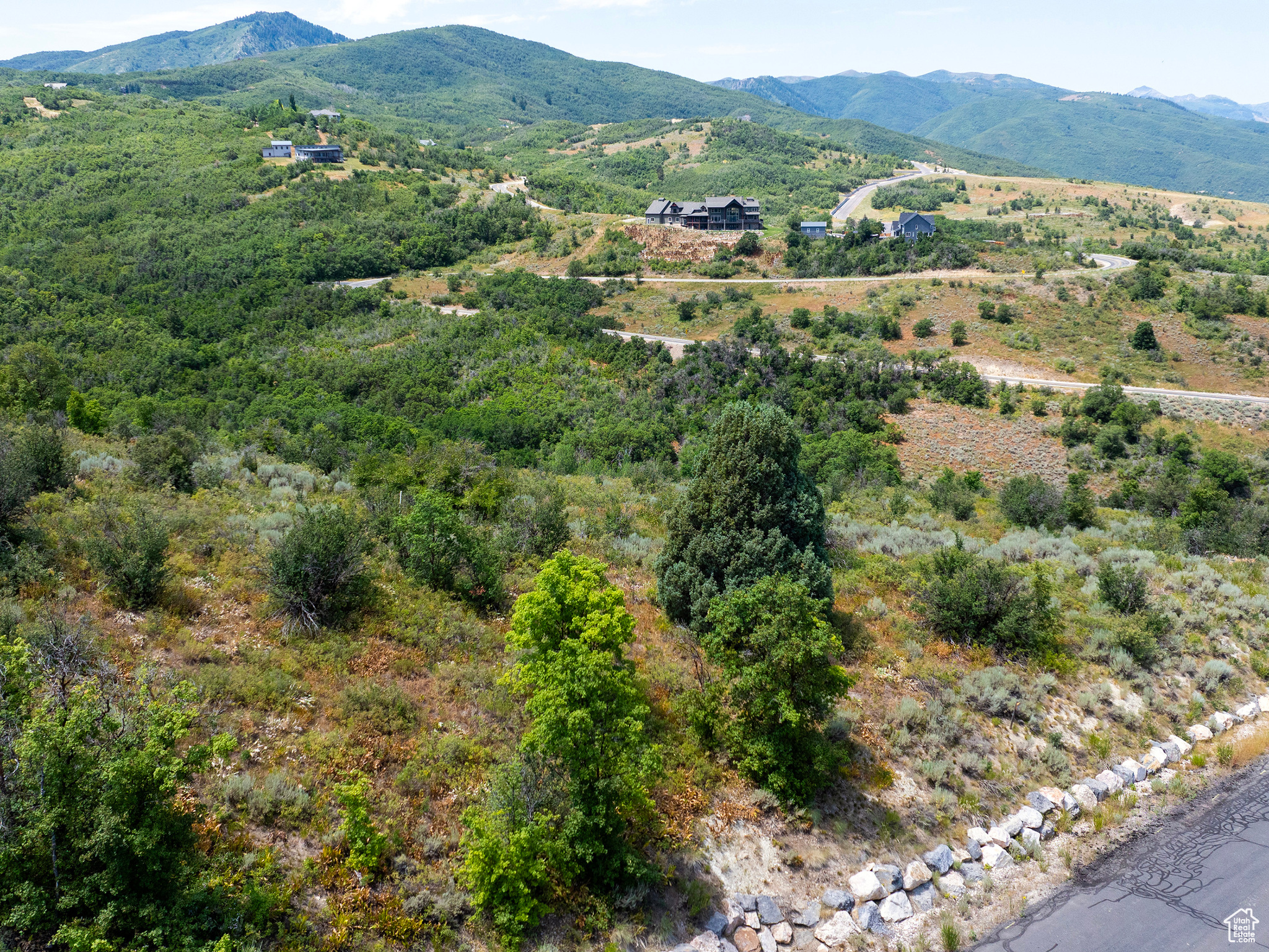 HAWKINS CREEK - Land