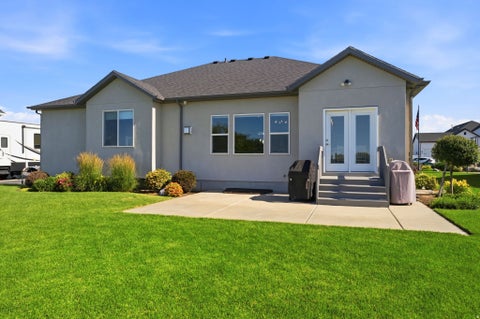 Tiny photo for 3051 W 725 N, Layton, UT 84041 (MLS # 2166676)
