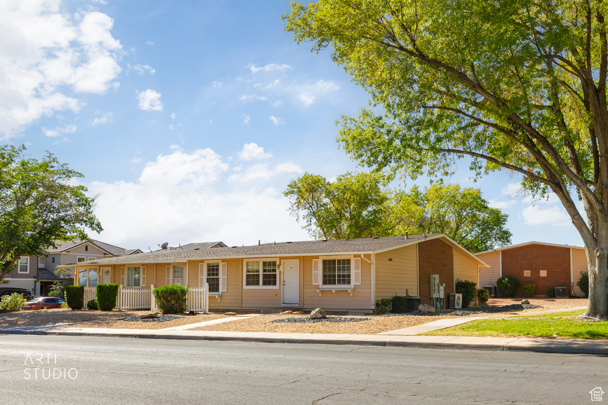 SPRINGTREE GARDENS CONDO - Residential