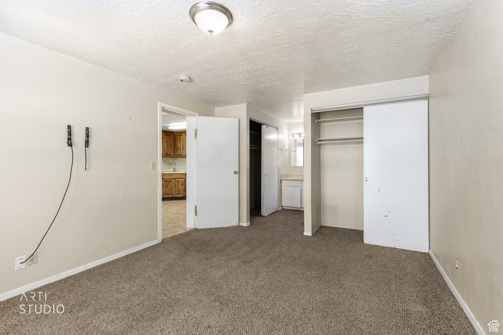 SPRINGTREE GARDENS CONDO - Residential