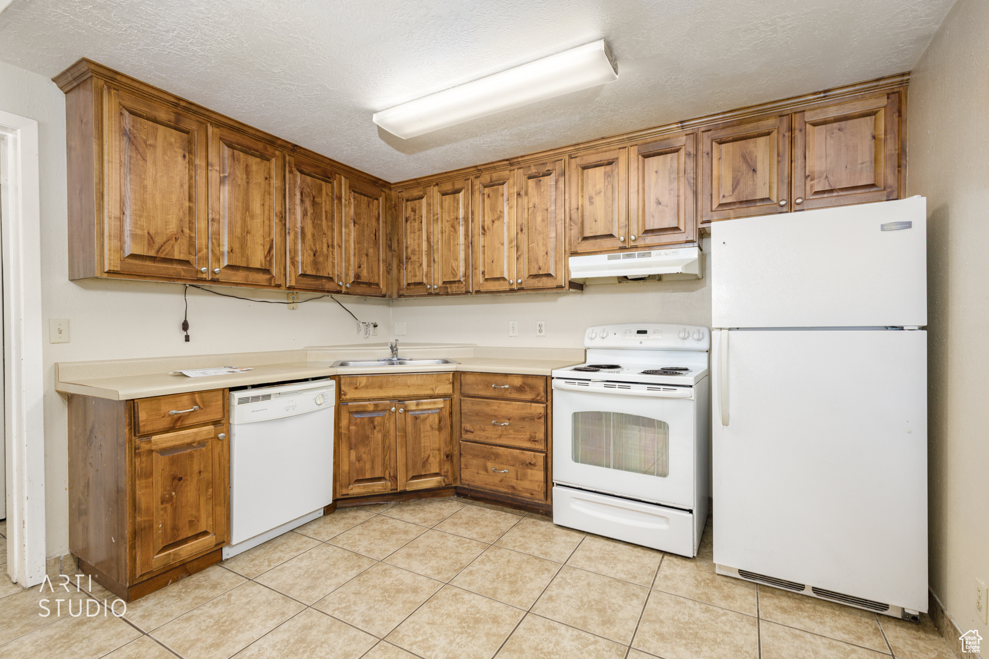 SPRINGTREE GARDENS CONDO - Residential