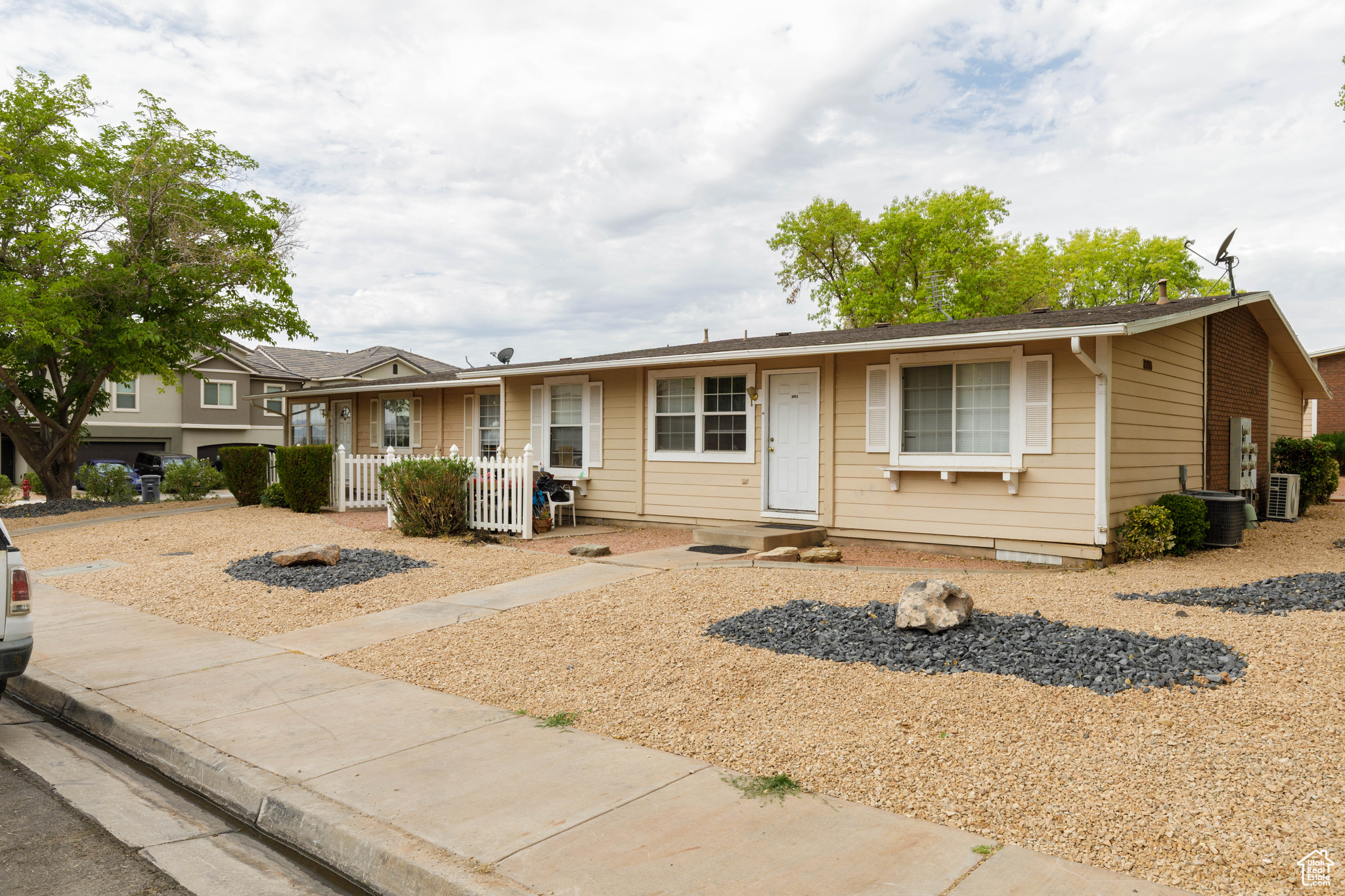 SPRINGTREE GARDENS CONDO - Residential