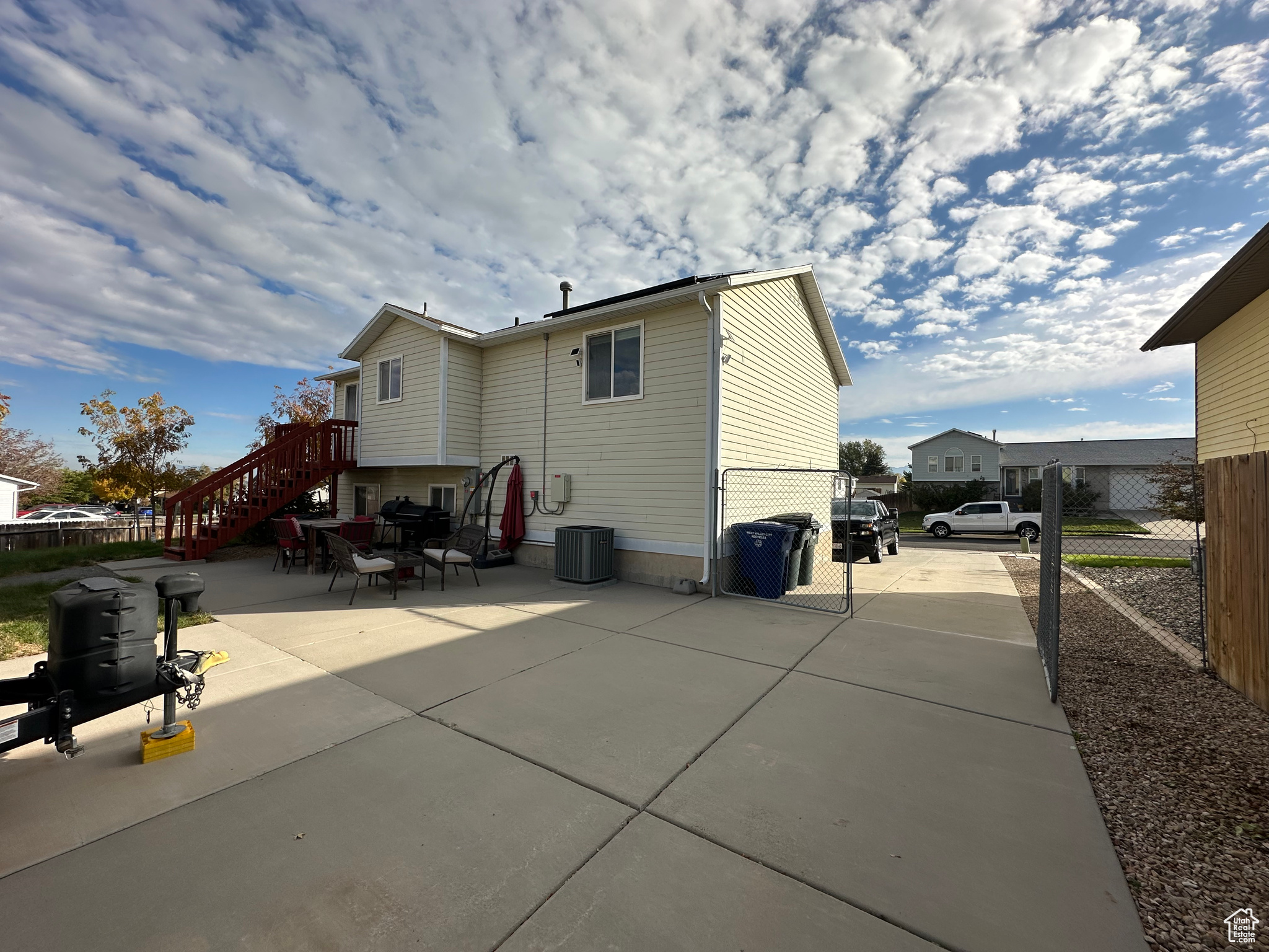 REVELLA PARK - Residential