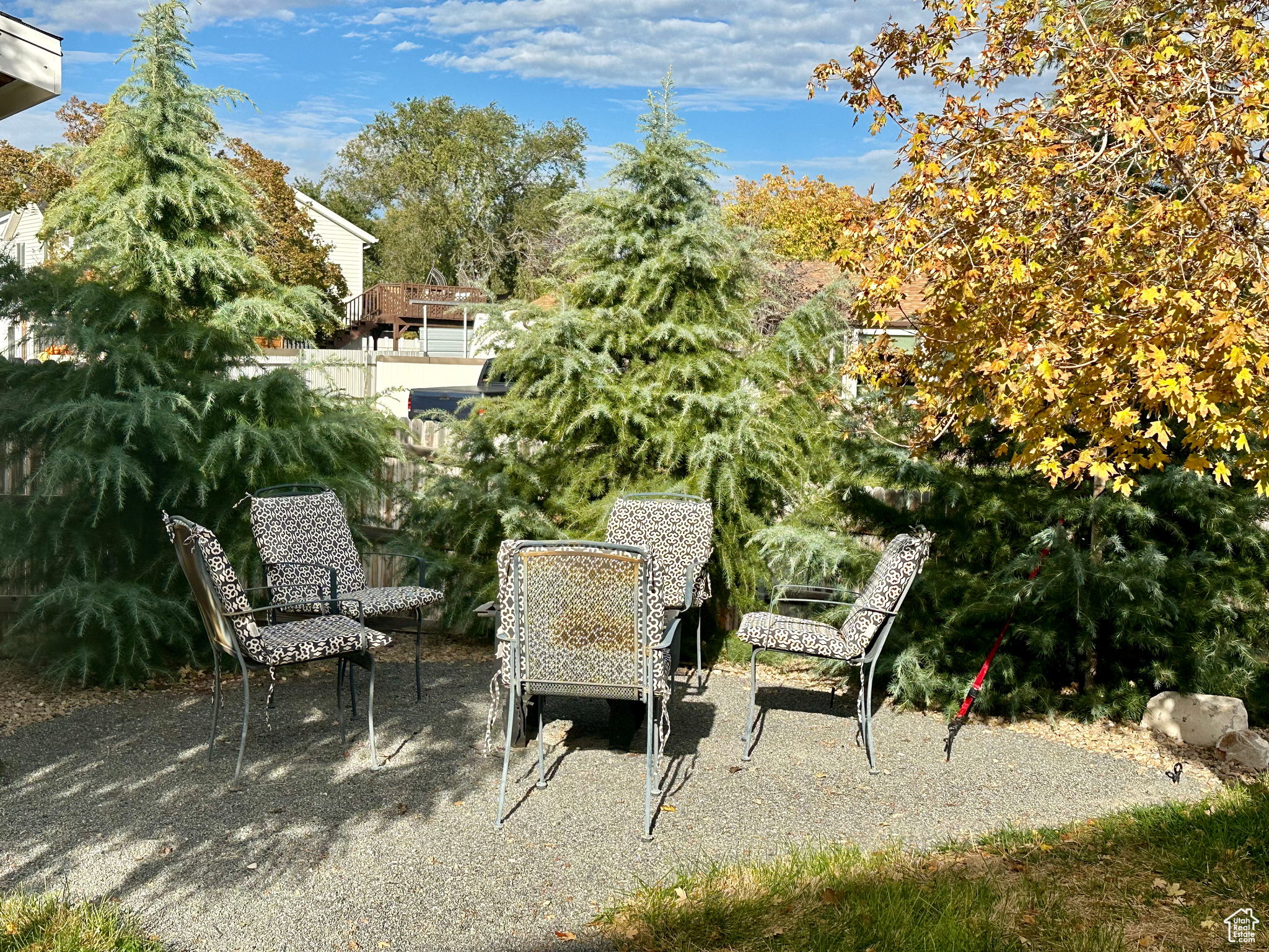 REVELLA PARK - Residential