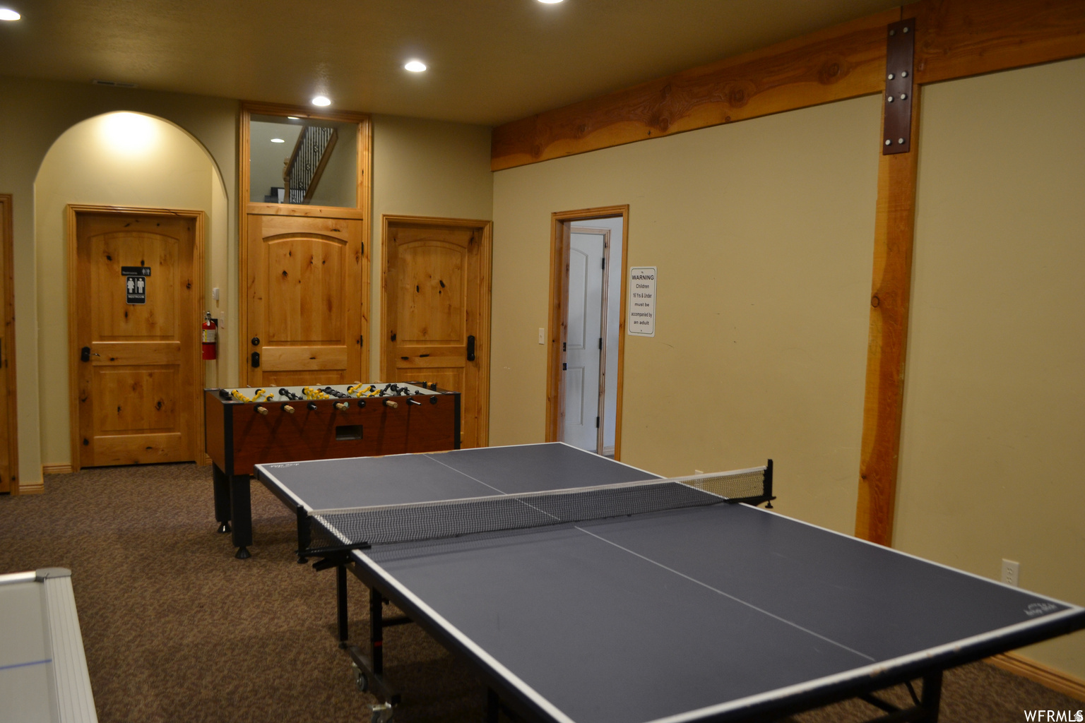 MOOSE HOLLOW CONDOMI - Residential