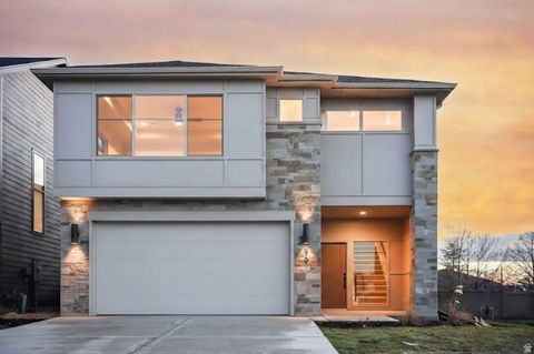 961 W 1910 S Syracuse UT 84075