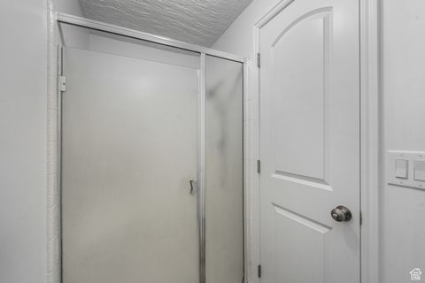 Tiny photo for 630 E 3225 N, North Ogden, UT 84414 (MLS # 2112940)