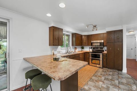 Tiny photo for 630 E 3225 N, North Ogden, UT 84414 (MLS # 2112940)