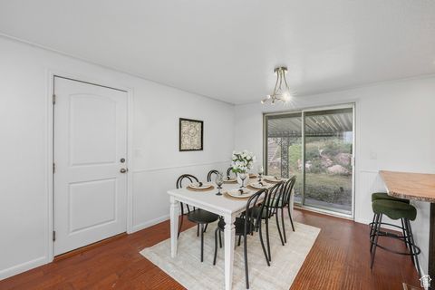 Tiny photo for 630 E 3225 N, North Ogden, UT 84414 (MLS # 2112940)