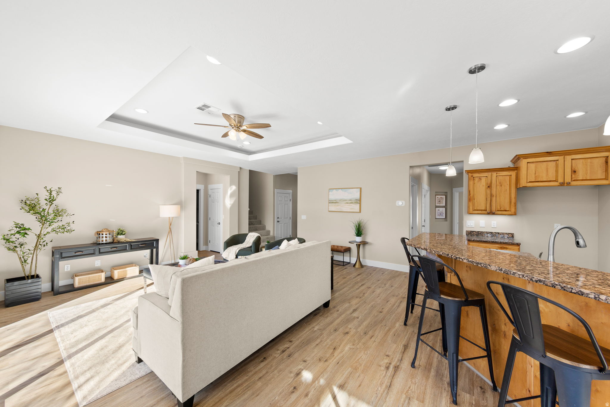 SCENIC SUNRISE - Residential