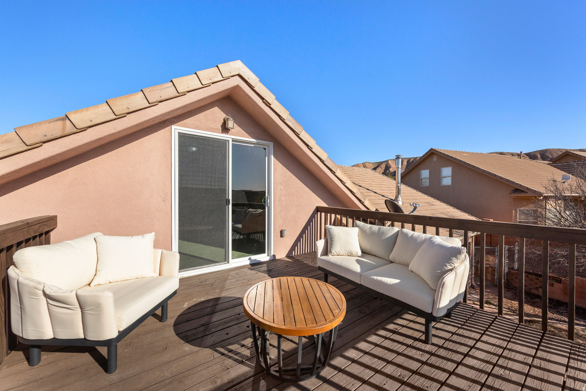 SCENIC SUNRISE - Residential