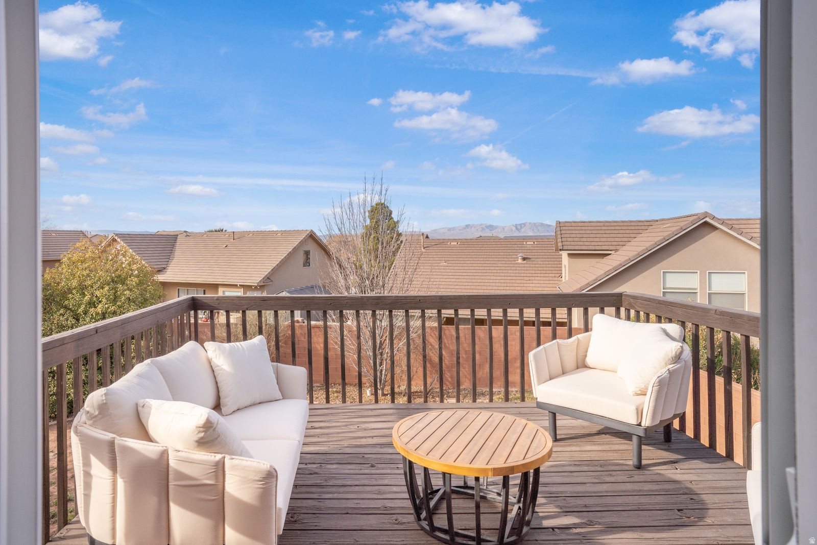 SCENIC SUNRISE - Residential