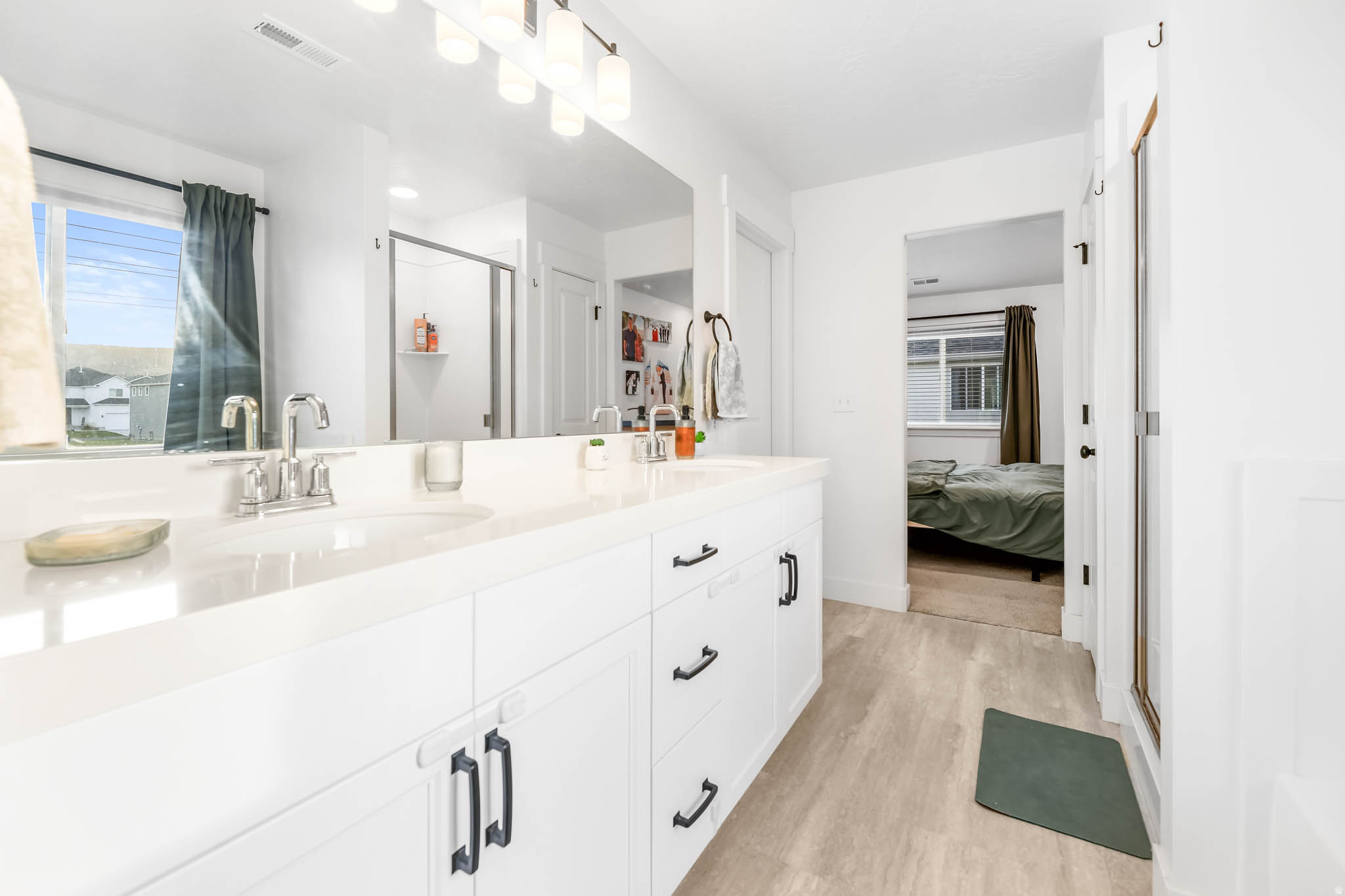 SILVERLAKE - Residential