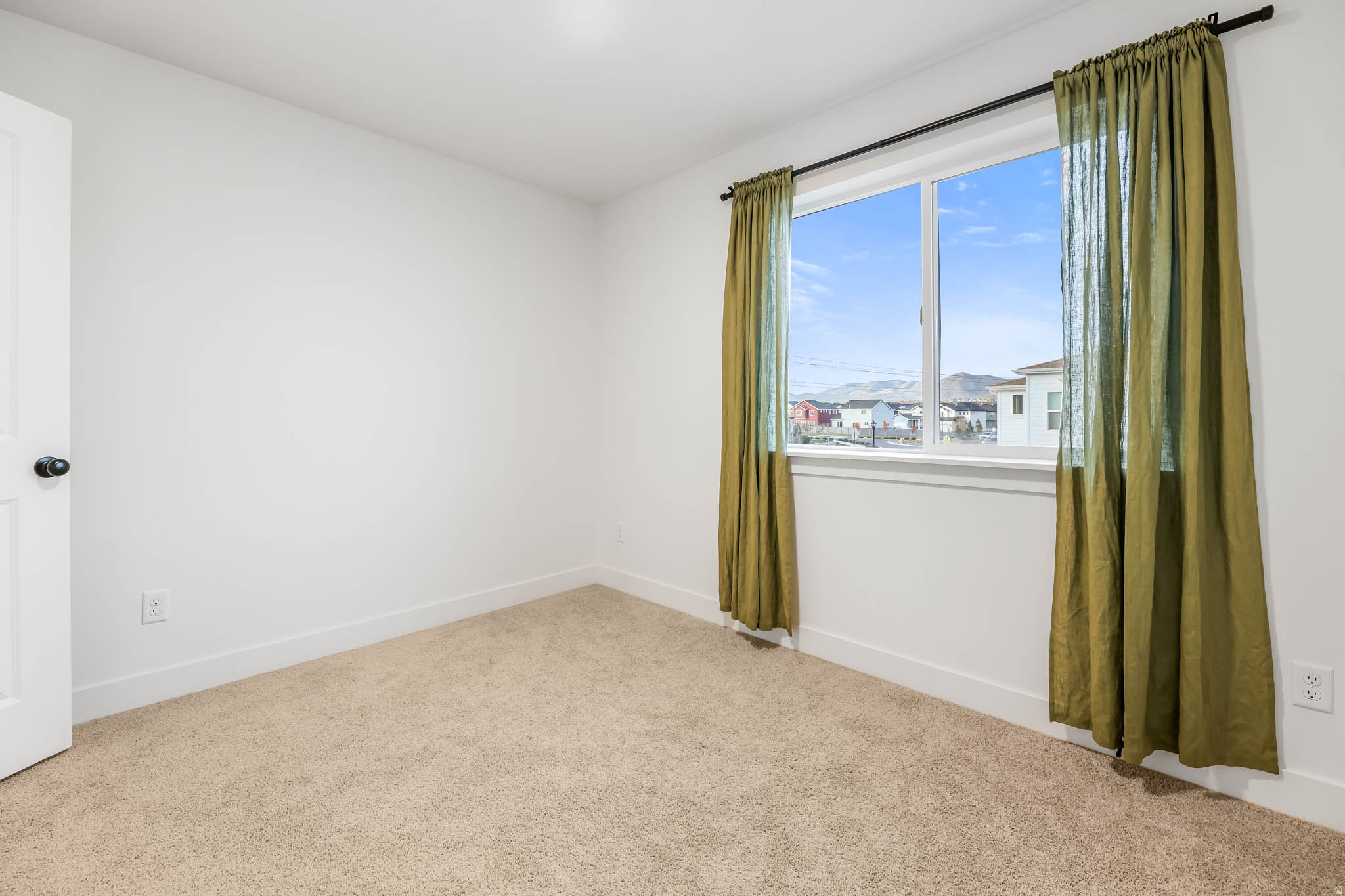 SILVERLAKE - Residential