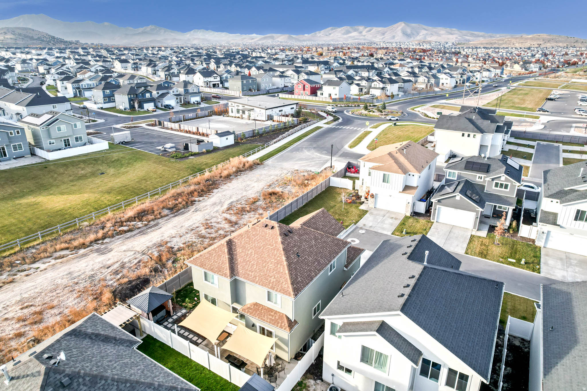 SILVERLAKE - Residential