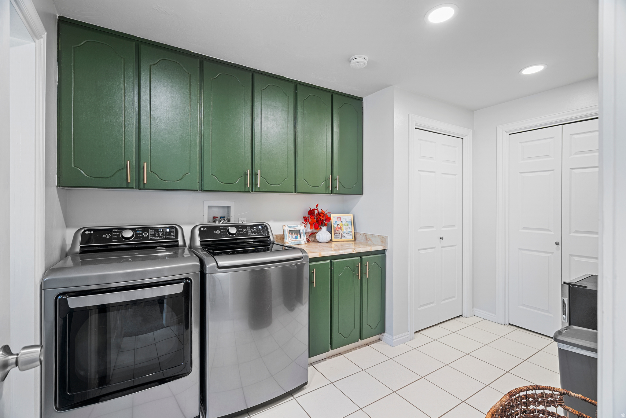 CANYON OAK VILLAGE - Residential