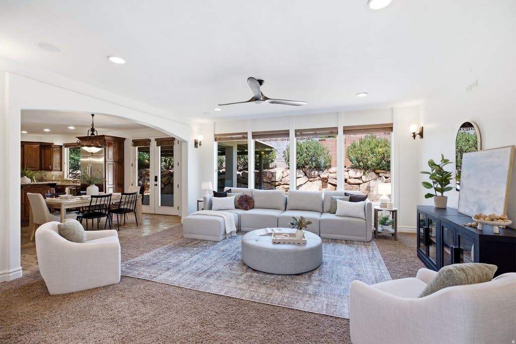 Photo of 1638 W 3530 S, Saint George, UT 84790 (MLS # 2173787)