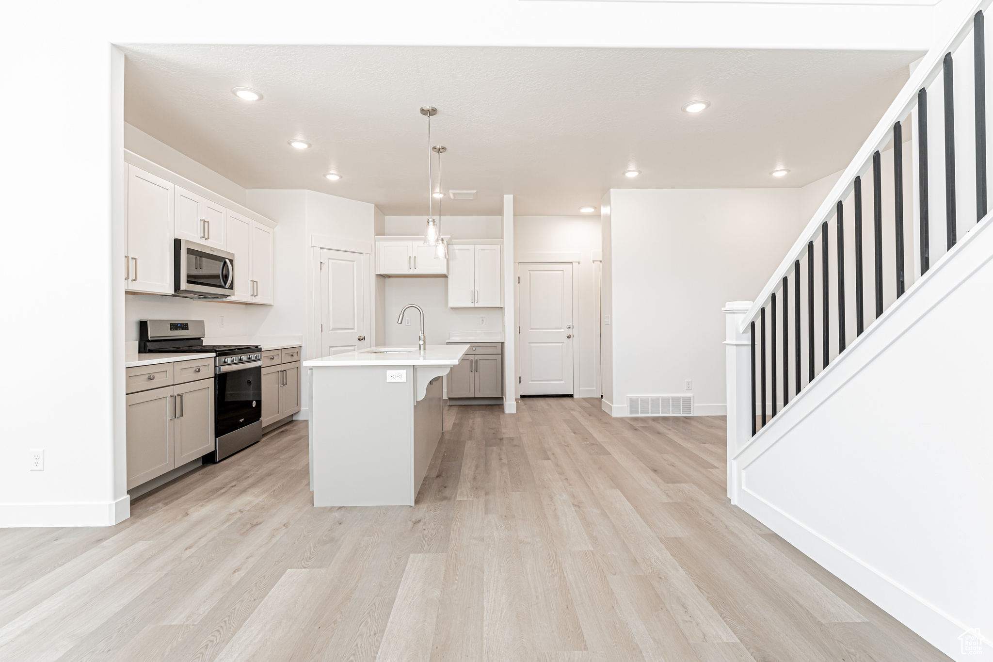 1509 W Skyline Dr #541, Saratoga Springs, Utah image 7