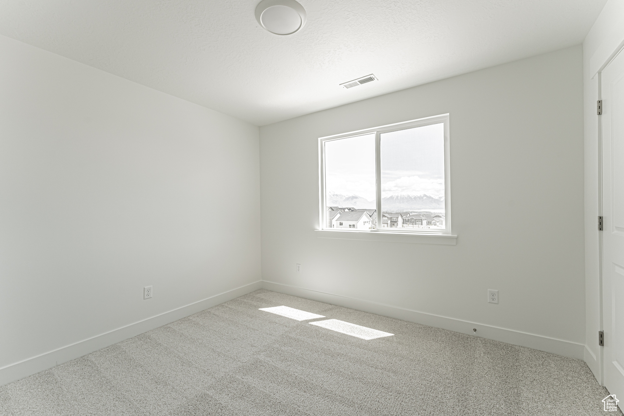 1509 W Skyline Dr #541, Saratoga Springs, Utah image 8