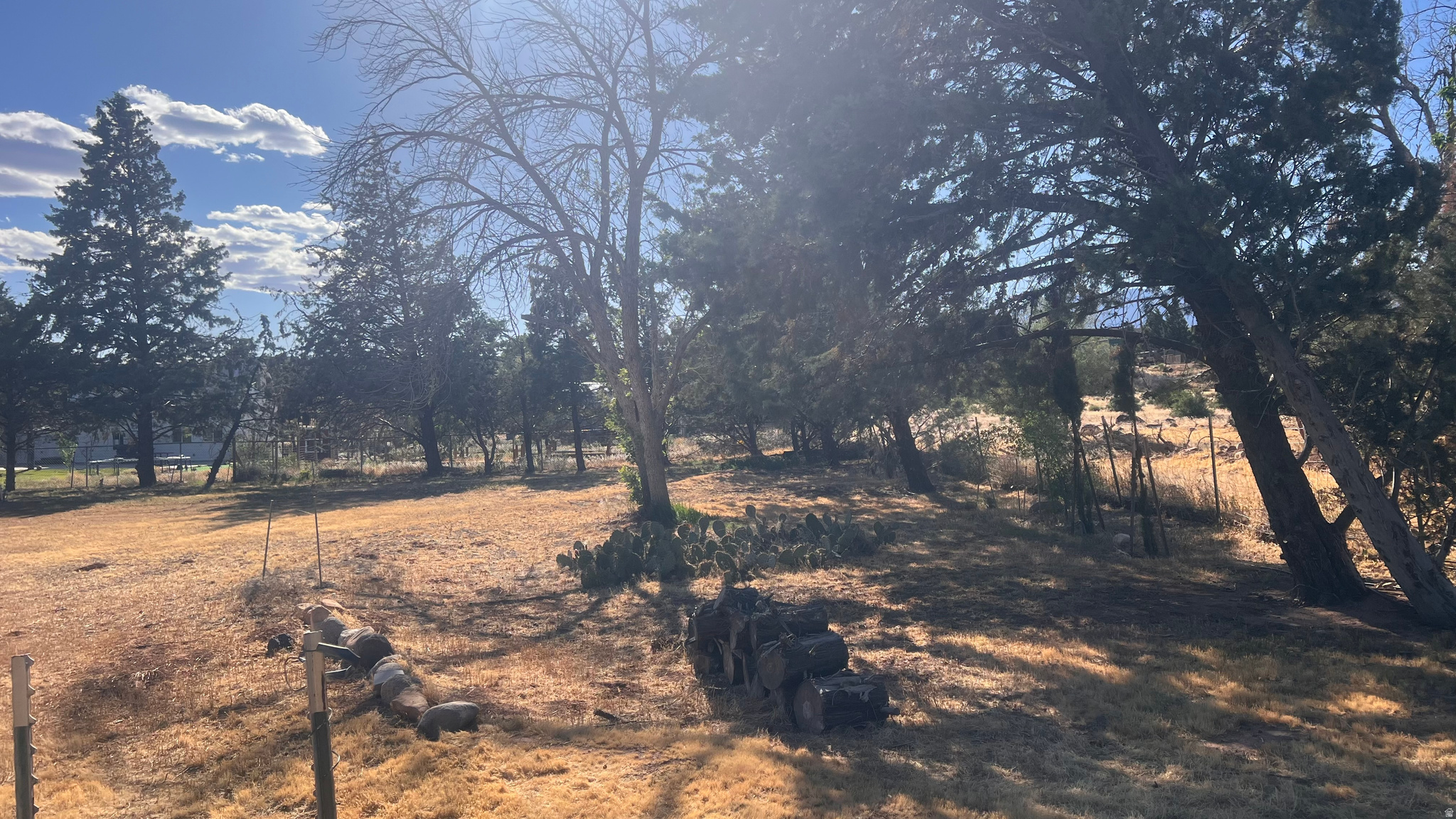 TOQUERVILLE TOWNSITE - Residential