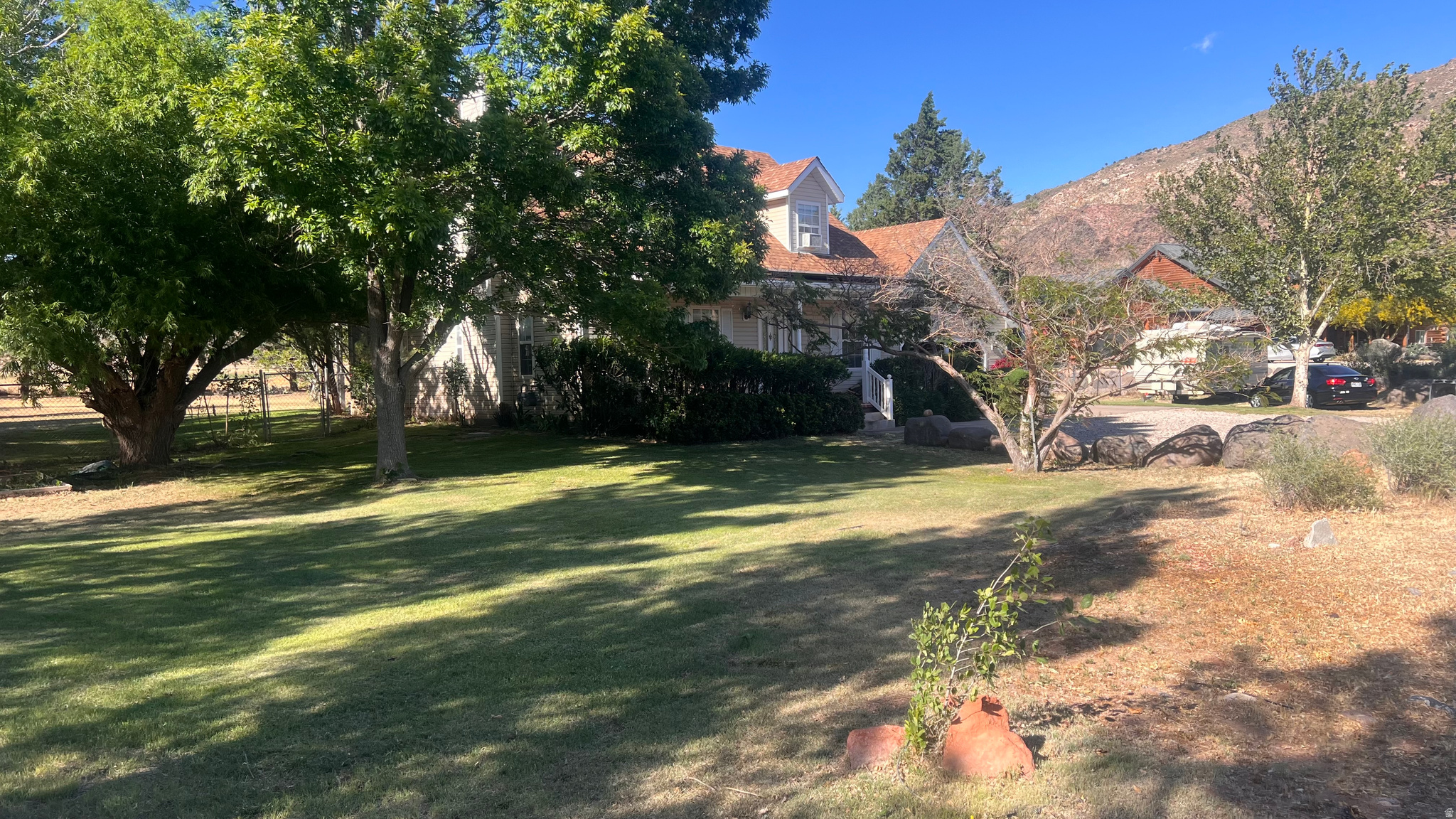 TOQUERVILLE TOWNSITE - Residential