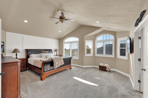 Tiny photo for 686 WELLINGTON DR, Kaysville, UT 84037 (MLS # 2178469)