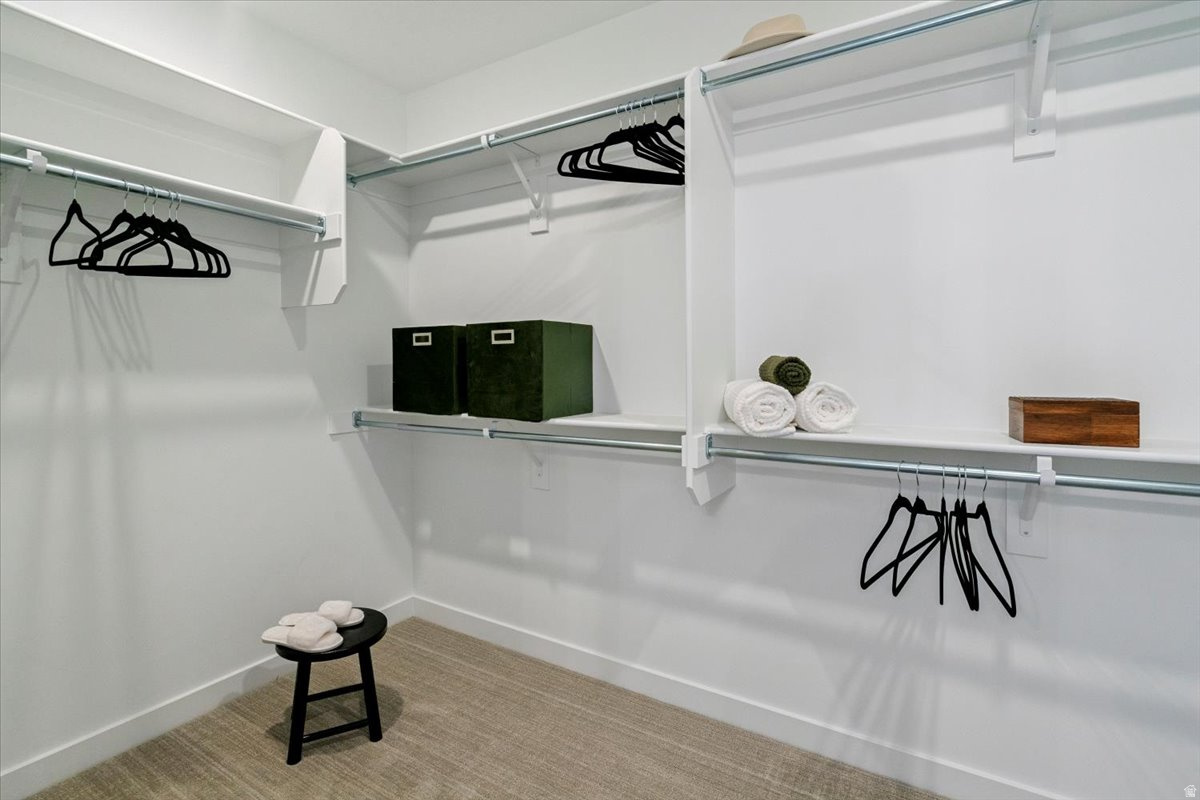 NORTHLAKE MEADOWS - Residential