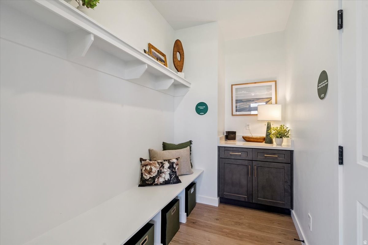 NORTHLAKE MEADOWS - Residential