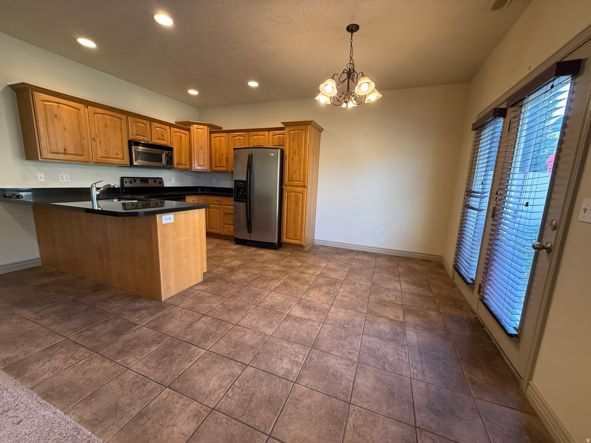 COTTAGES - Residential Lease