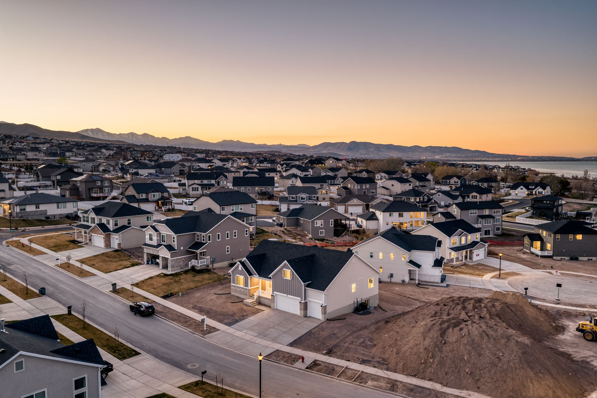 HERON HILLS - Residential