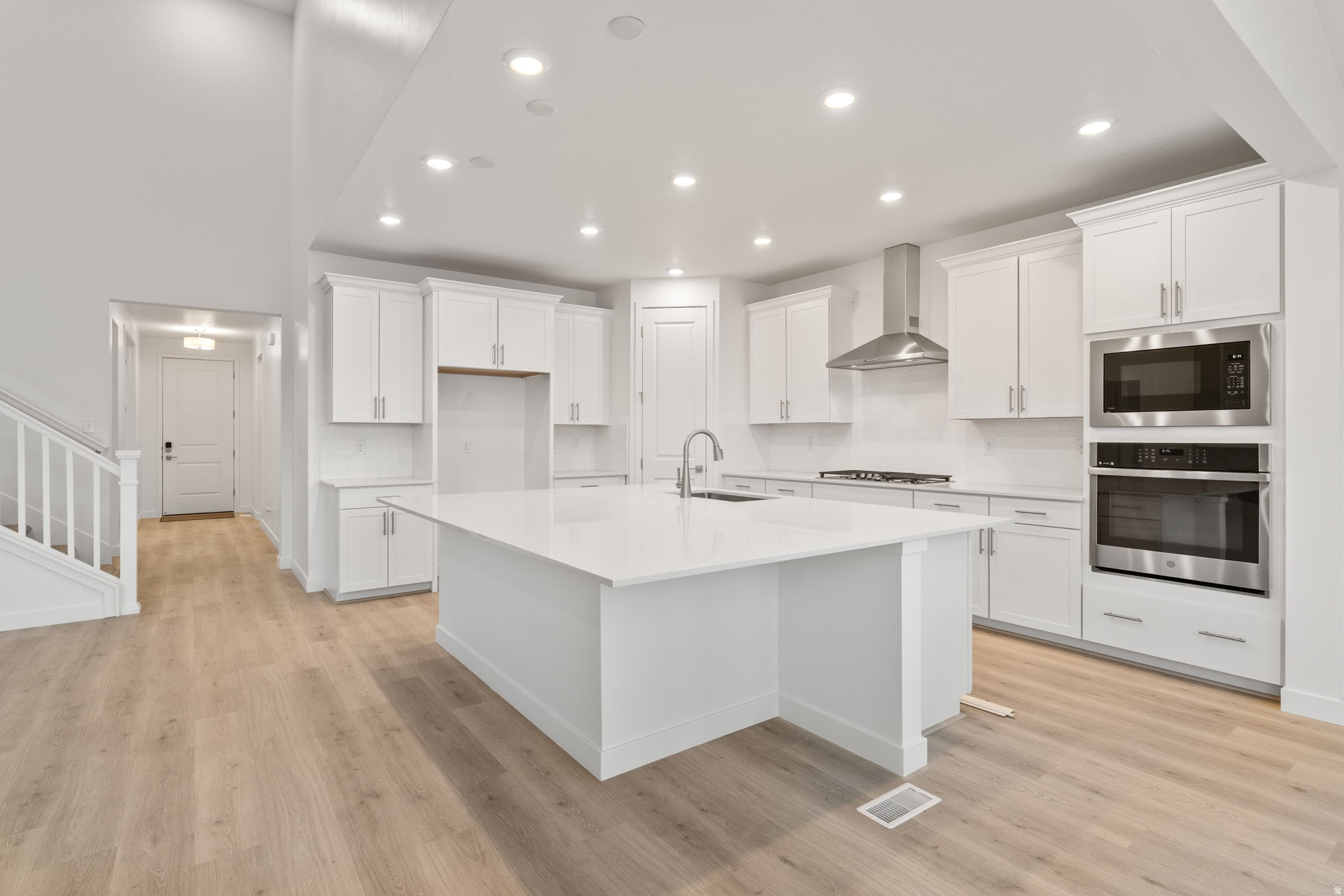 HERON HILLS - Residential