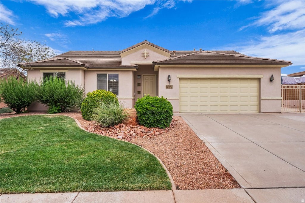 Photo of 1899 N 1910 W, Saint George, UT 84770 (MLS # 2174557)