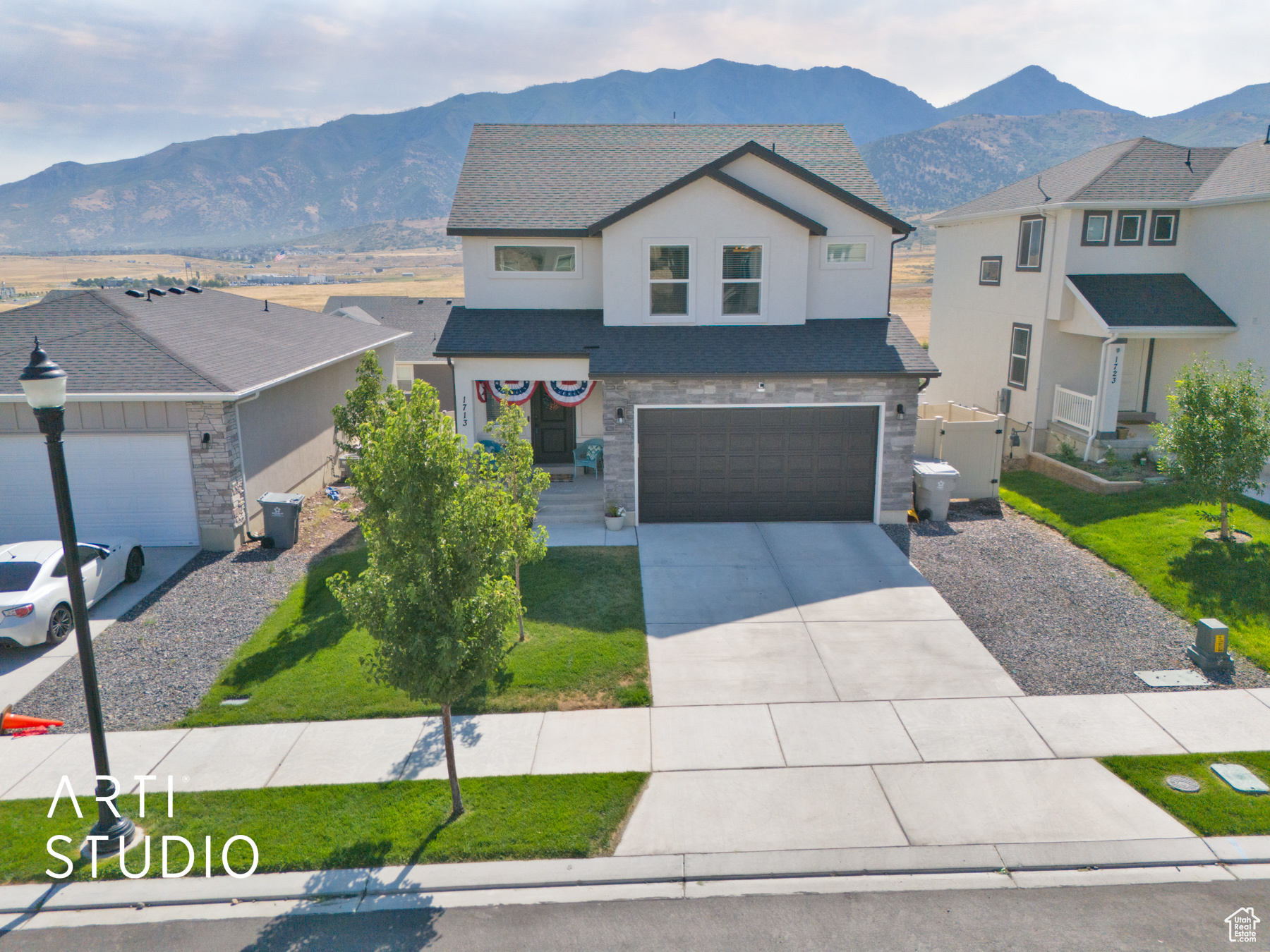 SUMMIT RIDGE - Residential