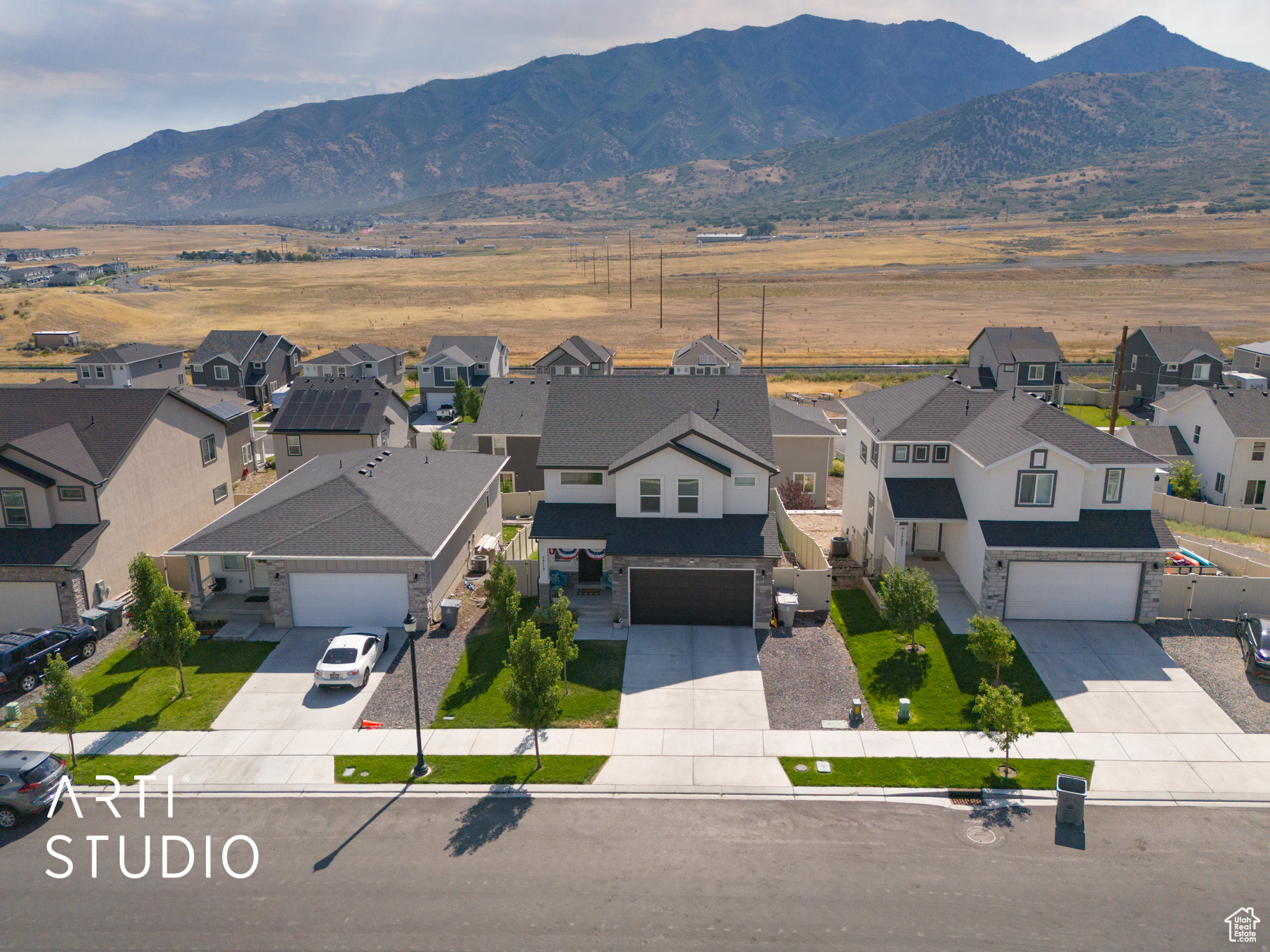 SUMMIT RIDGE - Residential