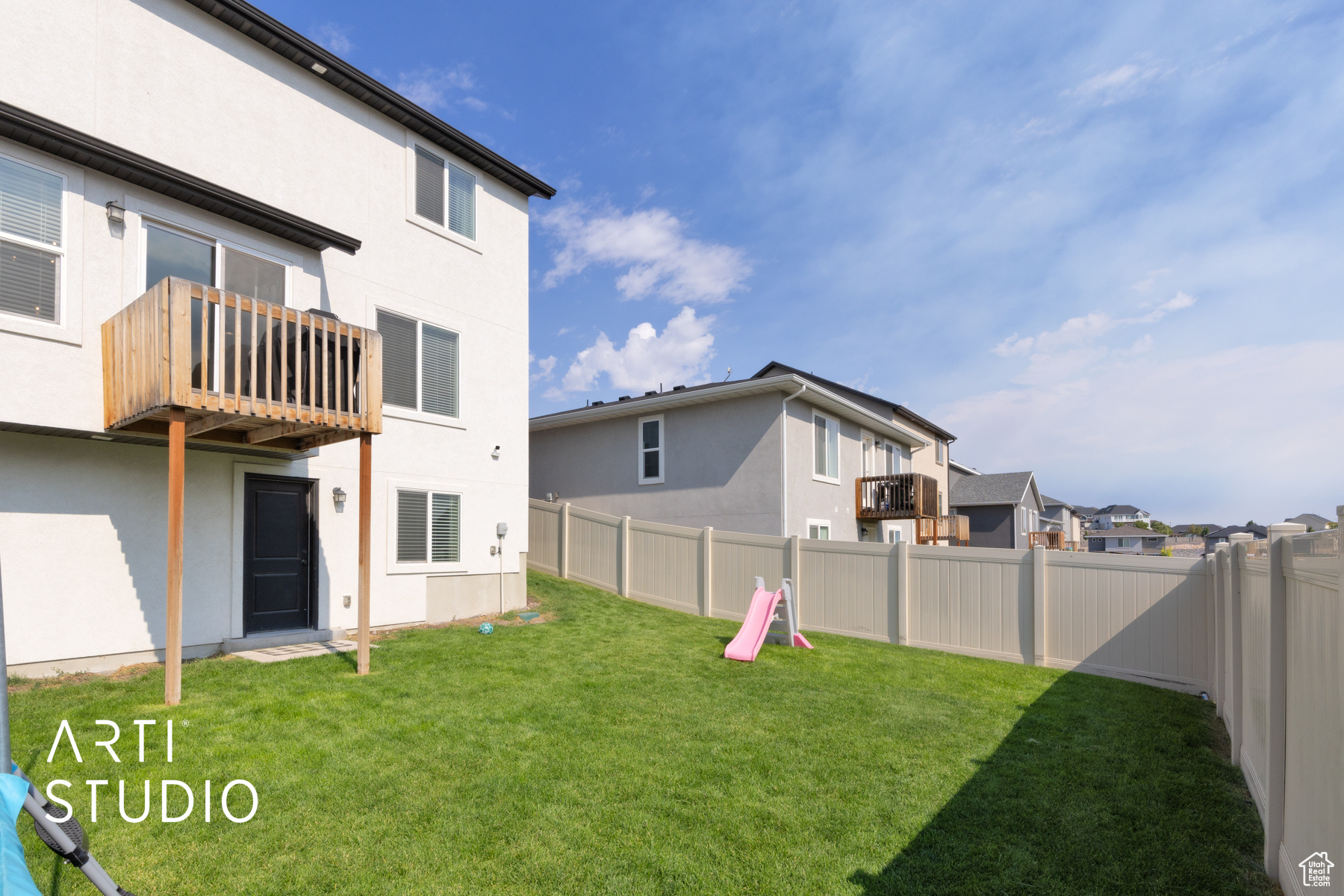 SUMMIT RIDGE - Residential