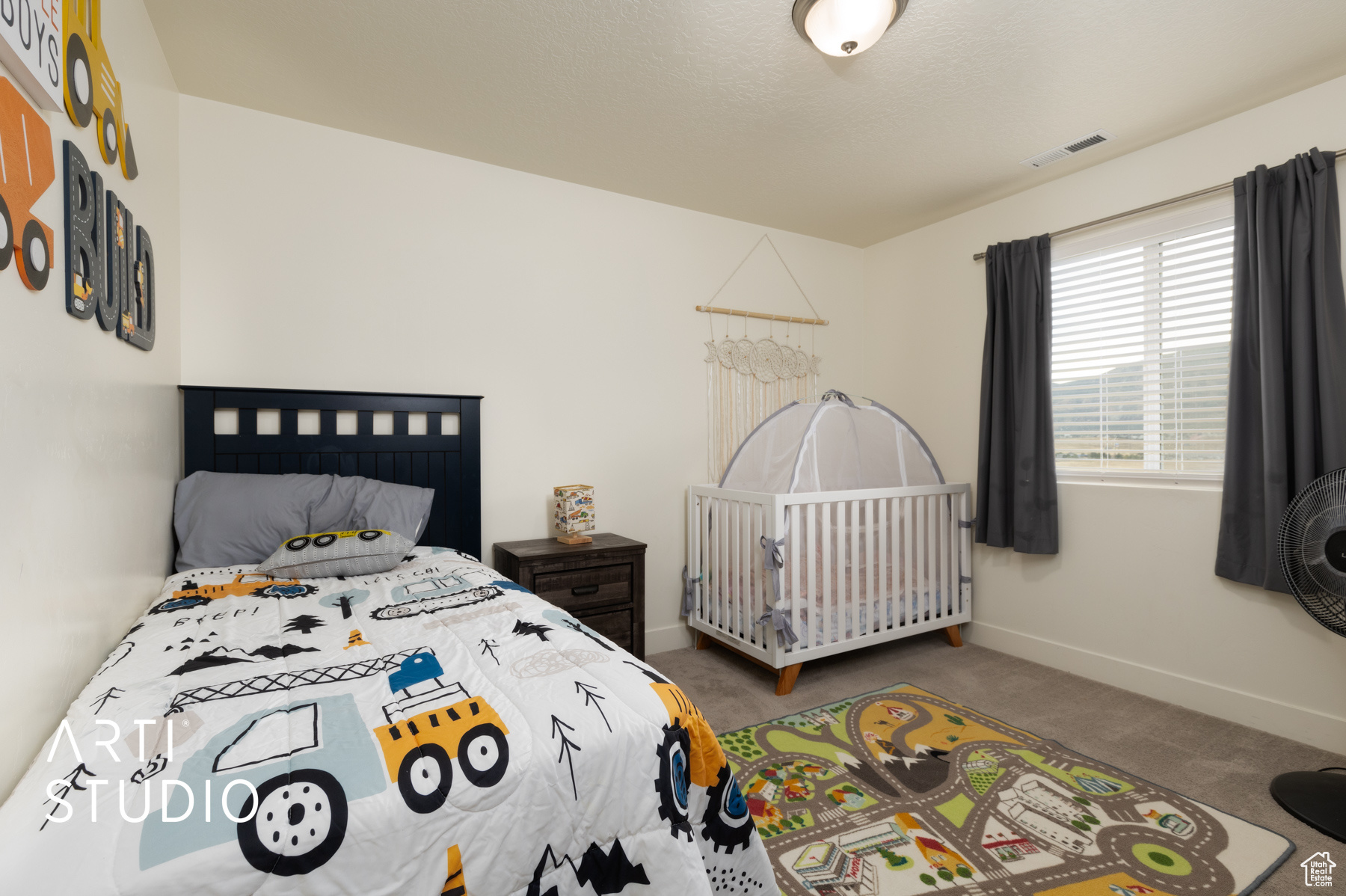 SUMMIT RIDGE - Residential