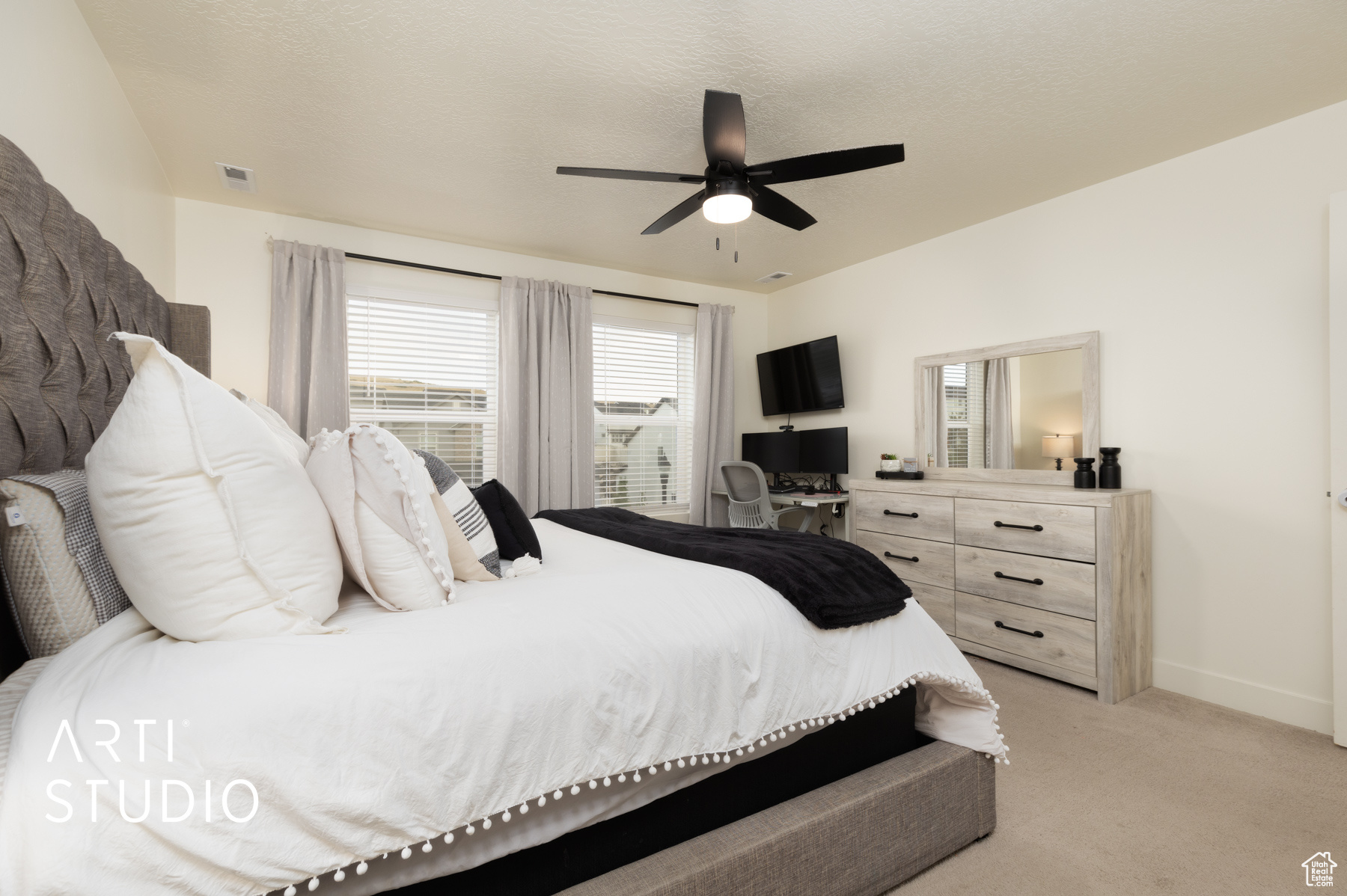 SUMMIT RIDGE - Residential